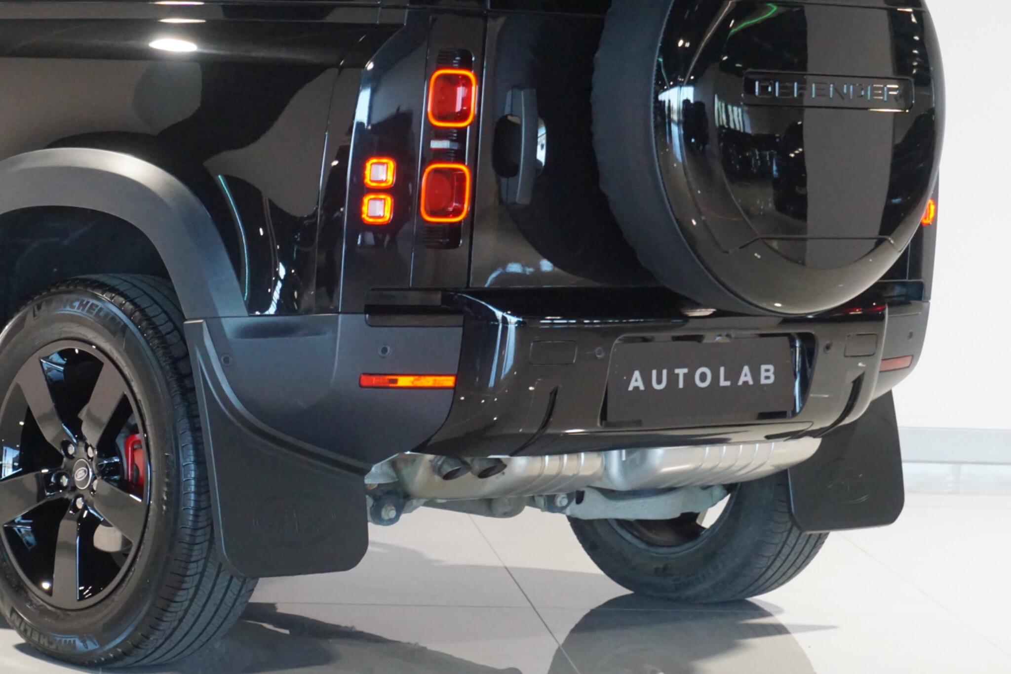 Land Rover Defender 90 3.0 D250 MHEV Hard Top SUV 3dr Diesel Auto 4WD SWB Euro 6 (s/s) (250 ps)
